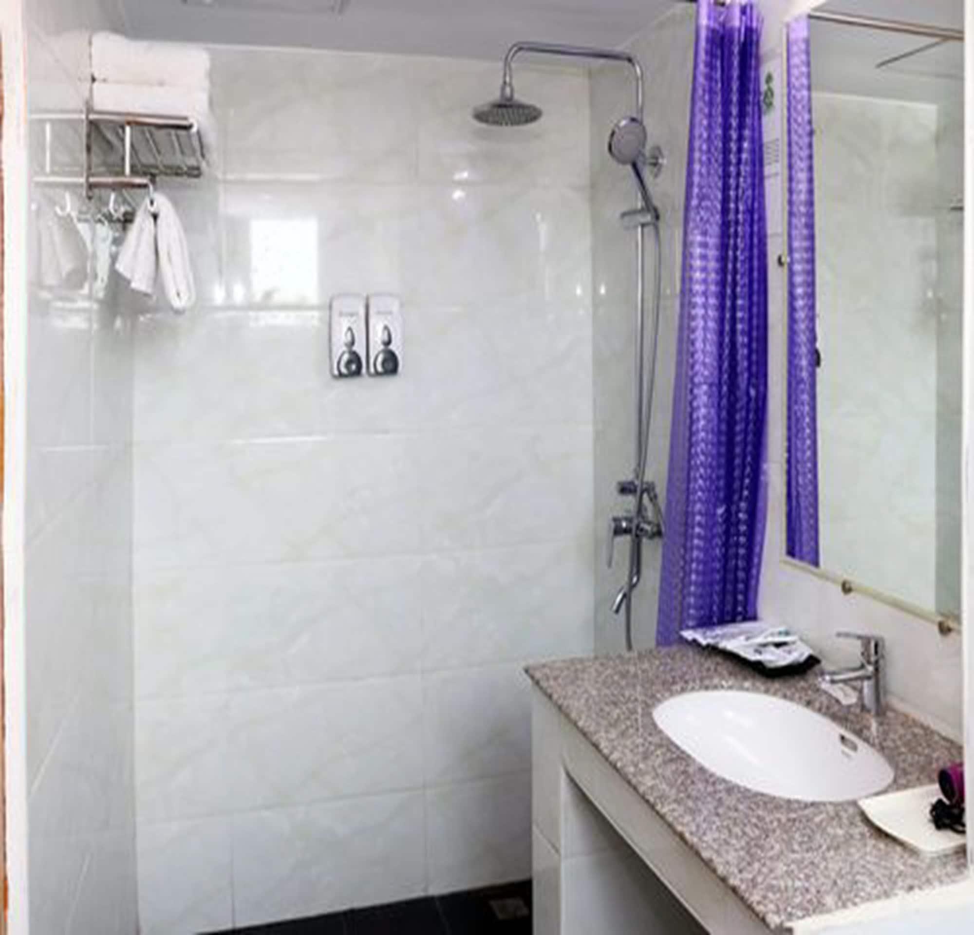 Beauty Land Hotel Янгон Экстерьер фото